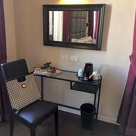 1suite 4* Florence
